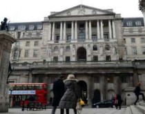 بانک مرکزی انگلیس نرخ بهره را به پایین ترین سطح در 322 سال گذشته رساند