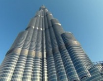 ساکنان ثروتمند بلندترین برج جهان دیرتر افطار می کنند